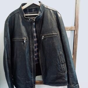 Banana Republic Men's Leather Jacket